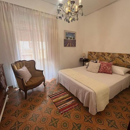 פולינה Maria Banana Guest House מראה חיצוני תמונה