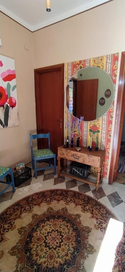 פולינה Maria Banana Guest House מראה חיצוני תמונה